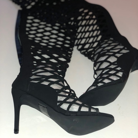 Sexy mesh boots - Picture 2 of 2